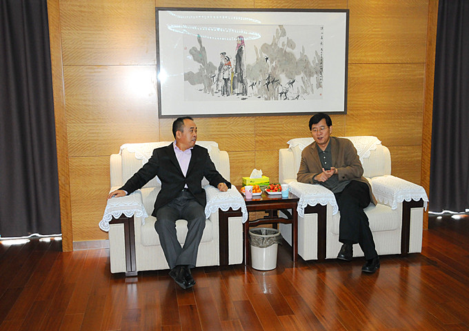 市委常委、宣傳部長初寶杰來集團視察